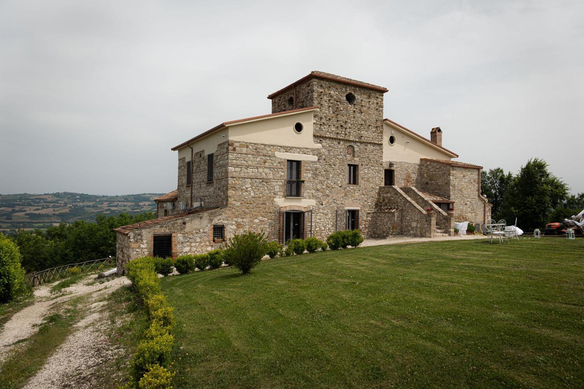 Penzion Country Relais La Torretta Baronale San Giorgio del Sannio Exteriér fotografie